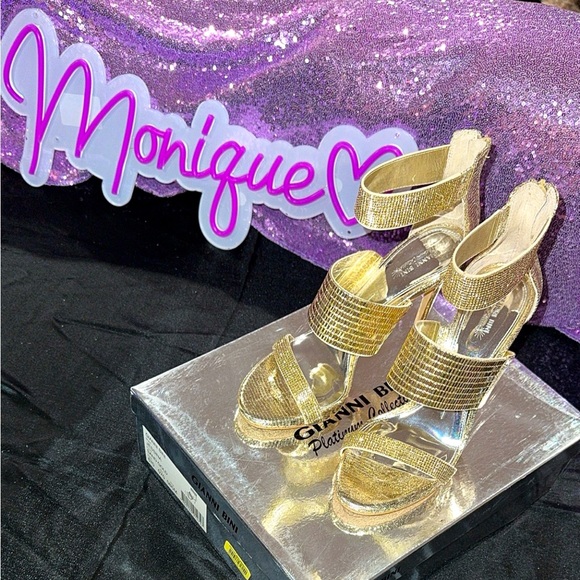 Gold Gianni Bini heels | Worn Once! | - Picture 1 of 3